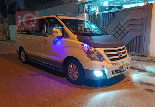 Hyundai H-1 2011 for sale in Iraq - Al-Fallujah